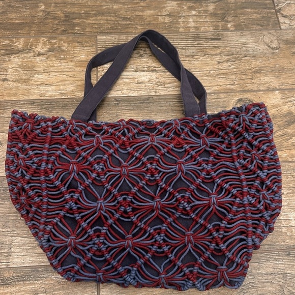 Scully Two-Toned Macrame Handbag blue burgundy - Picture 2 of 5